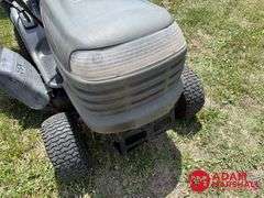 Craftsman  LT2000  Riding Lawn Mower - 42IN