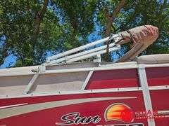 2014  Sun Tracker  Party Barge 20DLX  Pontoon - 20FT