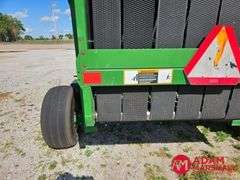 John Deere  535  Baler