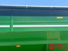 2014  Brent  1396  Grain Cart
