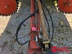 Hesston  550  Baler