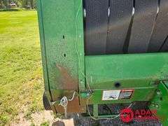 John Deere  535  Baler