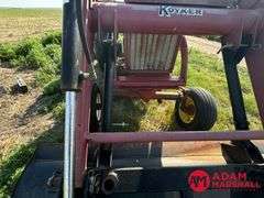 1964  Farmall  706  Tractor w/ Loader & Blade - Diesel