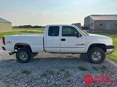 2002  GMC  Sierra K2500 HD  Pickup - Diesel
