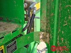 2013  John Deere  569  Round Baler
