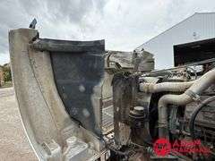 1999  International  4900  Liquid Tender Truck