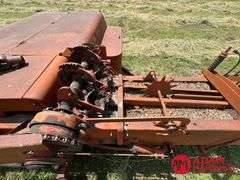 New Holland  268  Square Baler