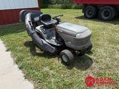 Craftsman  LT2000  Riding Lawn Mower - 42IN