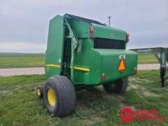 2015  John Deere  569  Mega Wide Plus Round Baler