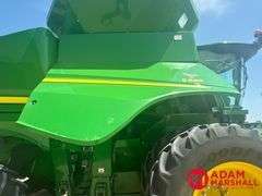 2016  John Deere  S680  Combine