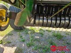 John Deere  535  Baler