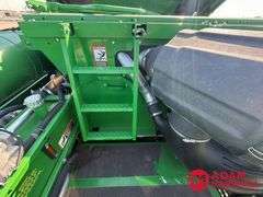2017 John Deere S680 Combine