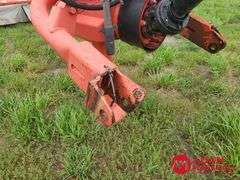 2010  Kuhn  FC 4000  RG Windrower - 13FT