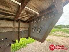 1994  GMC  3500  Sierra HD Ladder Truck - 52FT