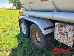 1980  Fruehauf  Aluminum Fuel  Semi Trailer - 9,200 Gallon