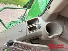2014  John Deere  S670  Combine