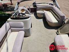 2014  Sun Tracker  Party Barge 20DLX  Pontoon - 20FT