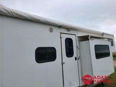 2013  Shadow   4 Horse Trailer w/ Living Quarters   - 42FT