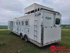 2013  Shadow   4 Horse Trailer w/ Living Quarters   - 42FT