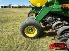 2003  John Deere  1590   No-Till Grain Drill - 20FT