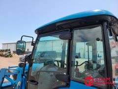 LS  XR4046  MFWD Utility Tractor w/Loader