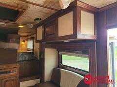 2013  Shadow   4 Horse Trailer w/ Living Quarters   - 42FT