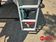 2014  Sun Tracker  Party Barge 20DLX  Pontoon - 20FT