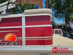 2014  Sun Tracker  Party Barge 20DLX  Pontoon - 20FT