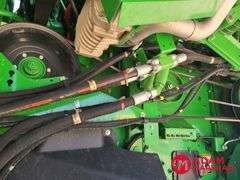 2016  John Deere   S660  Combine - 4WD
