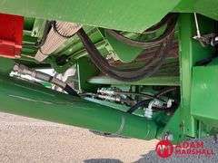 2017 John Deere S680 Combine