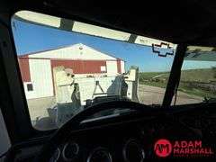 1996  Freightliner  FLD 120  Semi Truck