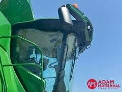 2016  John Deere  S680  Combine