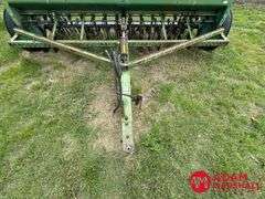 John Deere  8300  Grain Drill - 13FT