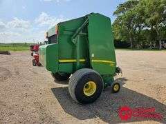 2013  John Deere  569  Round Baler