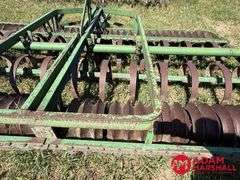 John Deere  Roller Packer