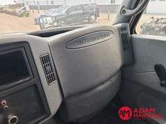 2006  International  4400  Boom Bucket Truck