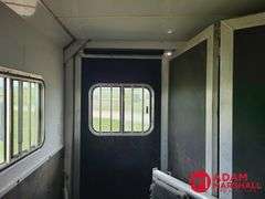 2013  Shadow   4 Horse Trailer w/ Living Quarters   - 42FT