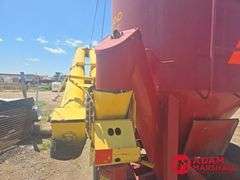 1986  New Holland  355  Grinder Mixer