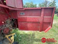 New Holland  660  Round Baler