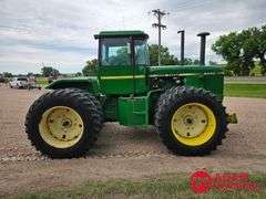 1980  John Deere  8440  4WD Tractor