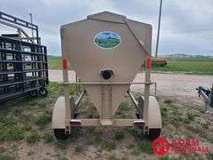 2025  Unused Industrias America  3650  Portable Bulk Feed Bin