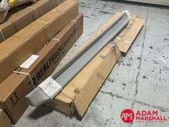 2000-2006   GM  Escalade  Fiber Glass Running Boards