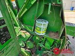 John Deere  535  Baler