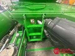 2016  John Deere  S680  Combine