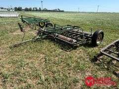 John Deere  Roller Packer