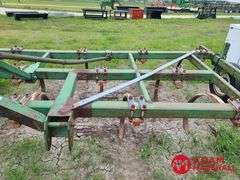 KMC  Chisel Plow - 17FT