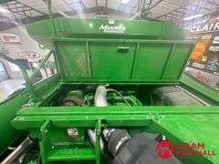 2016  John Deere  S680  Combine