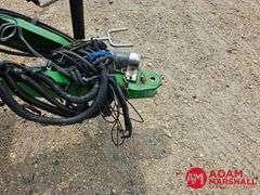 2013  John Deere  569  Round Baler