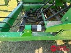 2003  John Deere  1590   No-Till Grain Drill - 20FT