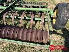 John Deere  Roller Packer